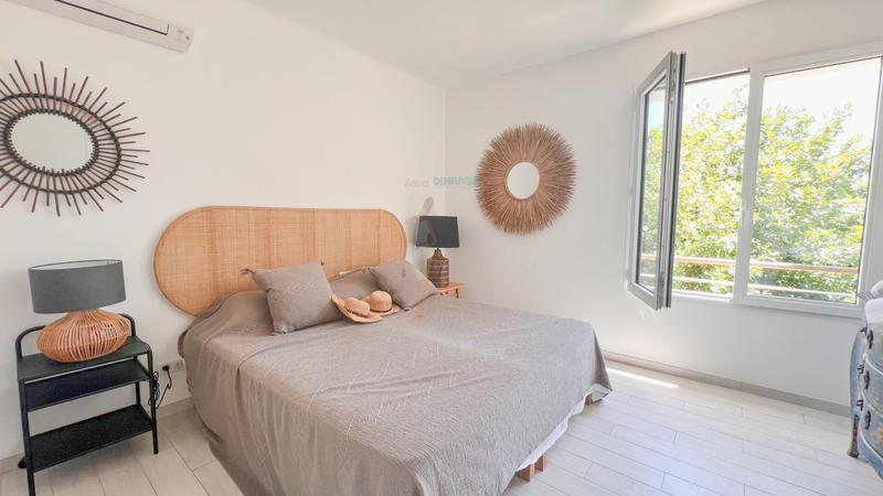 Villa - 211 m² - 7 pièces