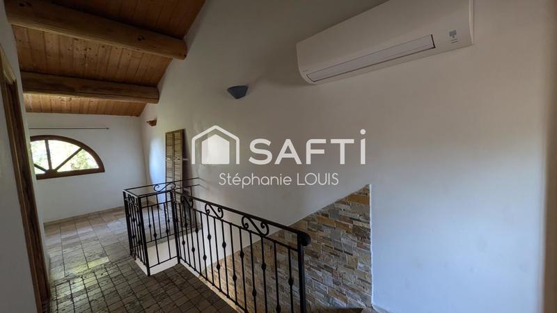 Maison - 232 m² - 8 pièces