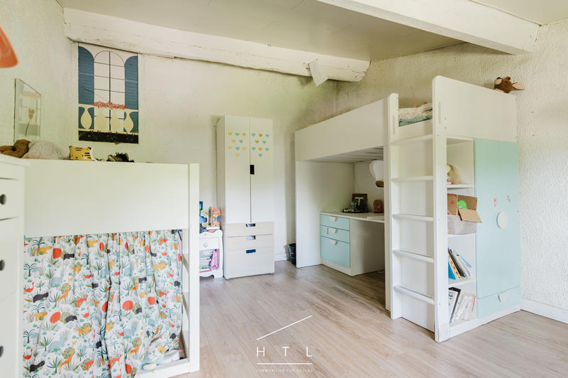 Maison - 261 m² - 6 pièces