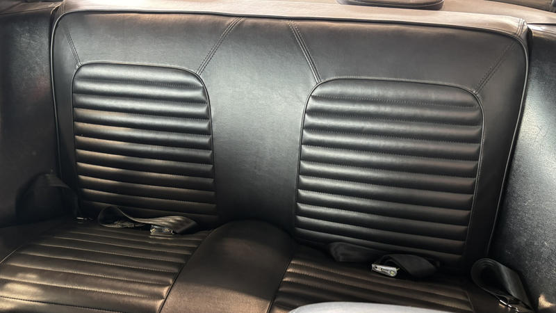 Ford Mustang Coupe 1966 Code a Boite Meca 4