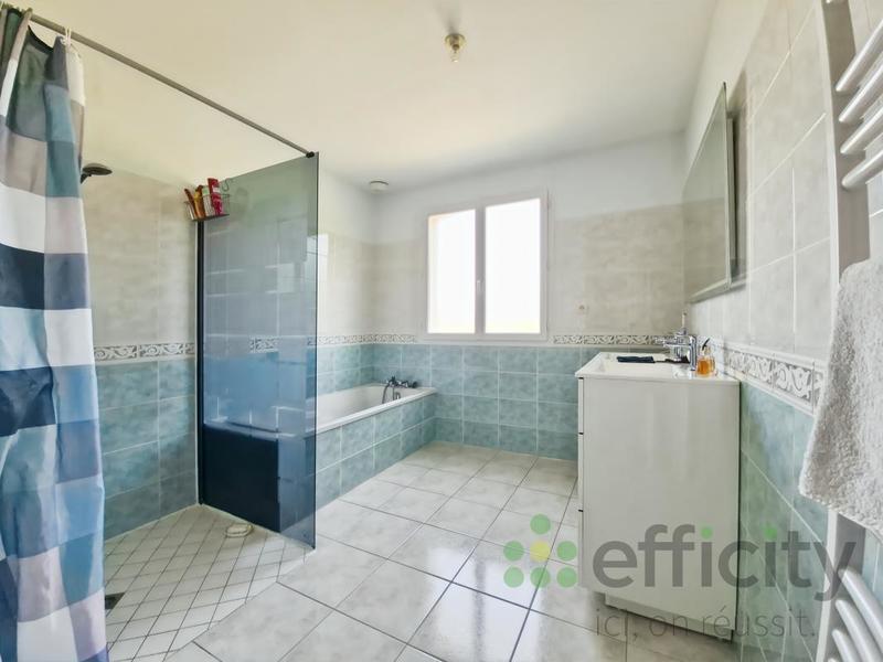 Maison - 160 m² - 7 pièces