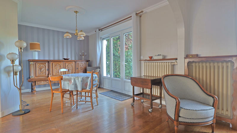 Maison - 95 m² - 5 pièces