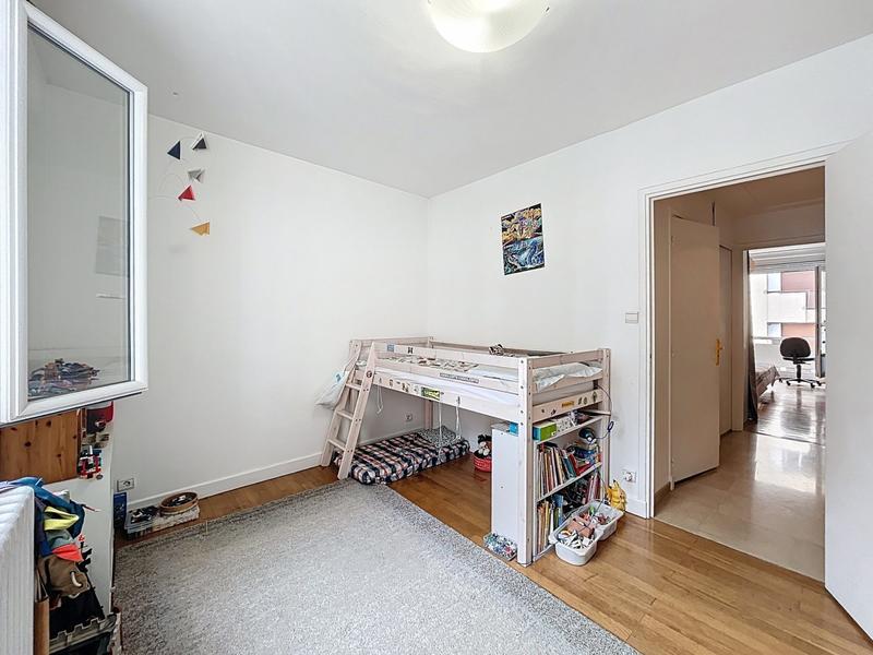 Appartement - 102 m² - 5 pièces