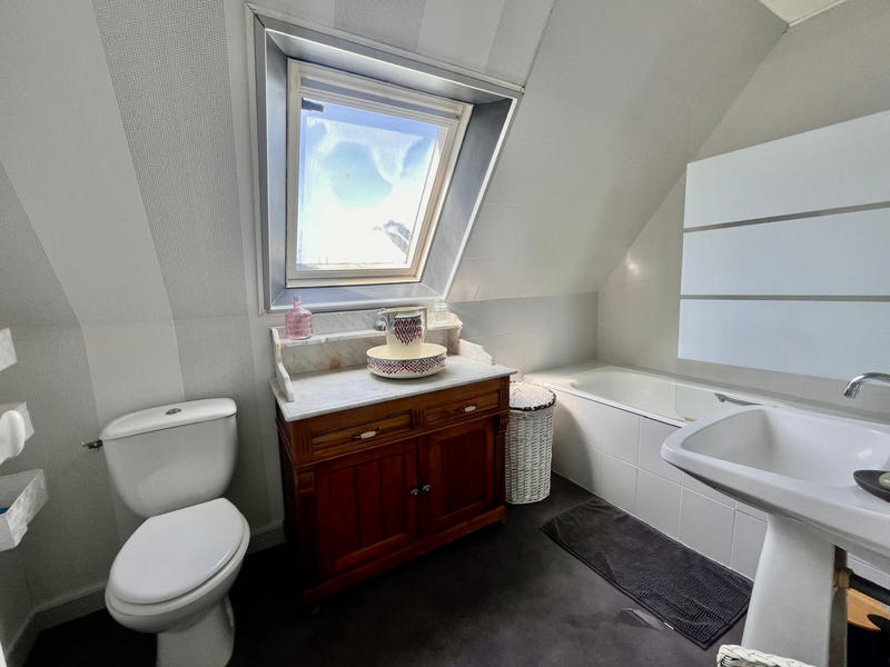 Maison ancienne - 100 m² - 5 pièces