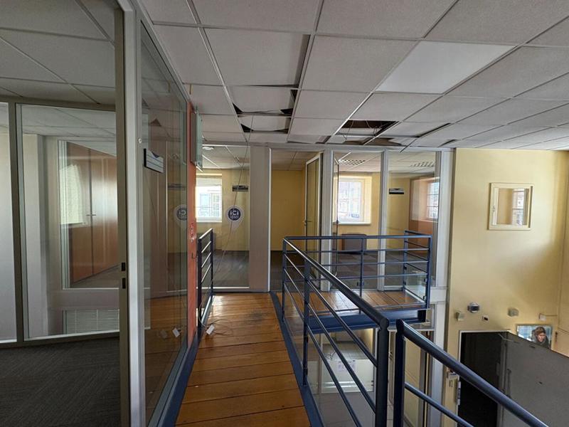 Local commercial - 288 m²