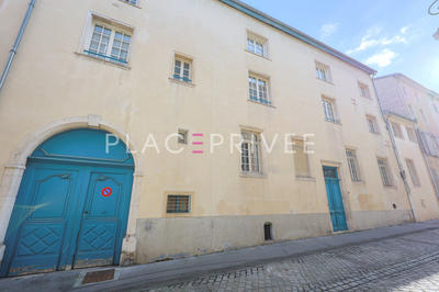 Immeuble - 17 pièces