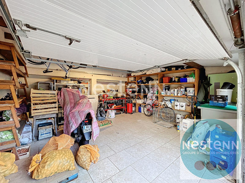 Maison - 318 m² - 9 pièces