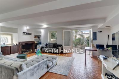 Maison - 89 m² - 4 pièces