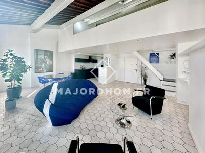 Loft - 72 m² - 2 pièces