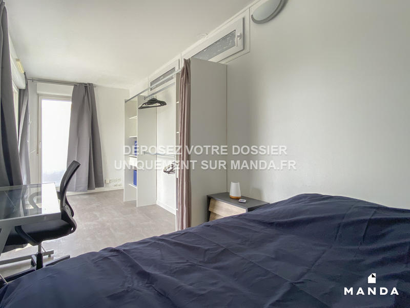 Chambre - 11 m² - 4 pièces