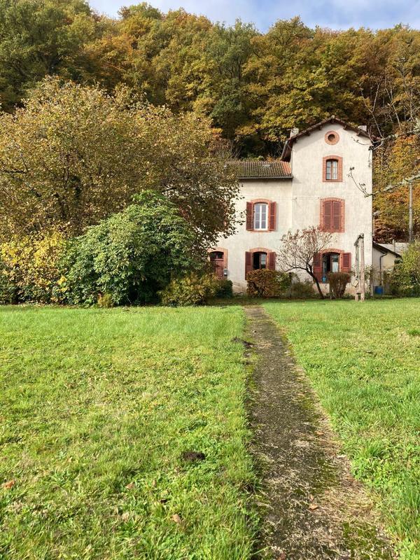 Maison - 229 m² - 11 pièces