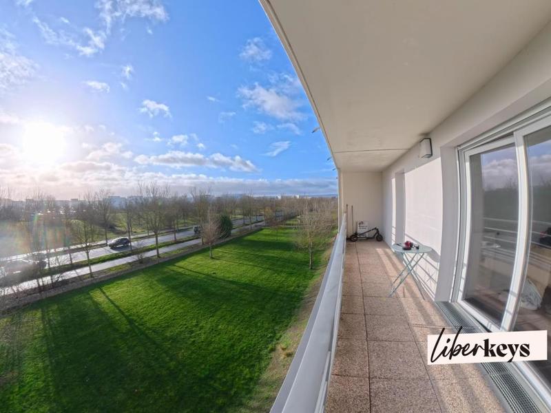 Appartement - 80 m² - 4 pièces