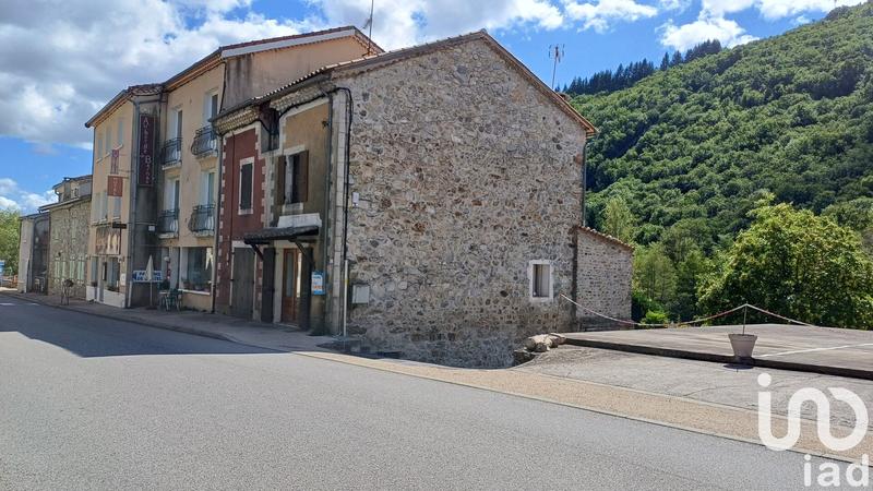 Maison - 84 m² - 5 pièces