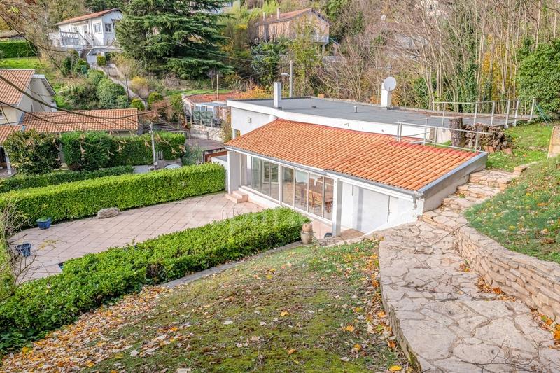 Maison - 177 m² - 5 pièces