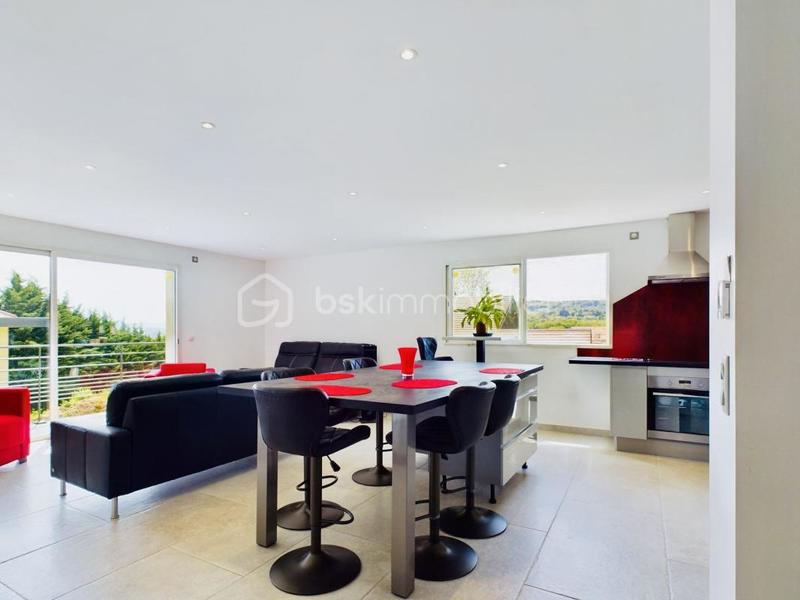 Maison d'architecte - 168 m² - 6 pièces