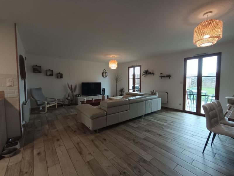 Maison - 100 m² - 5 pièces