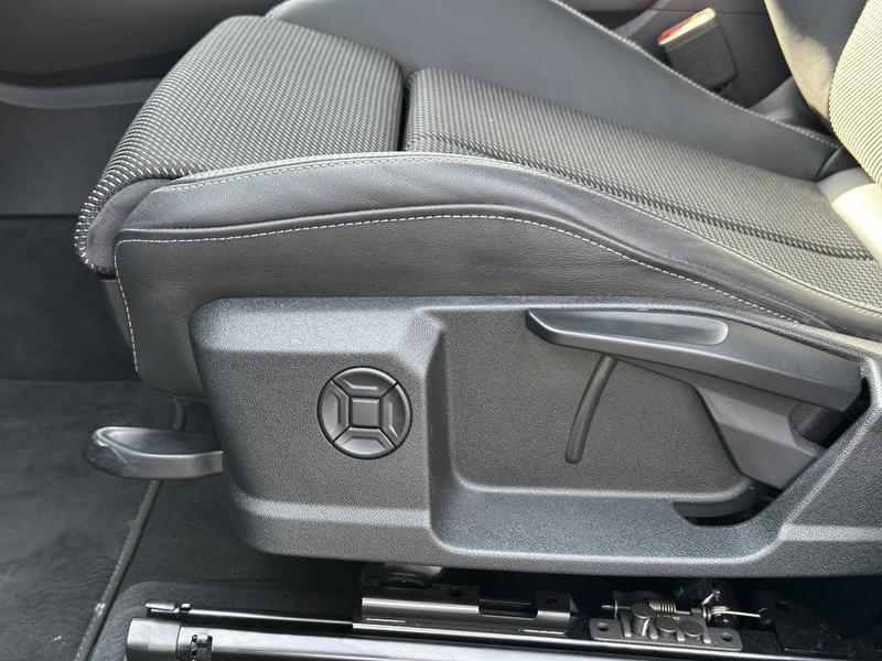 Audi Q3 35 Tdi 150 ch s tronic 7 s line