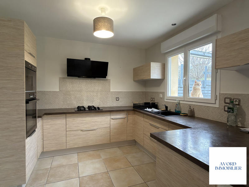 Maison - 133 m² - 6 pièces