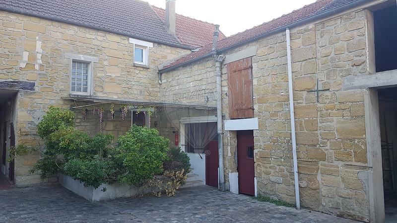 Maison - 148 m² - 7 pièces