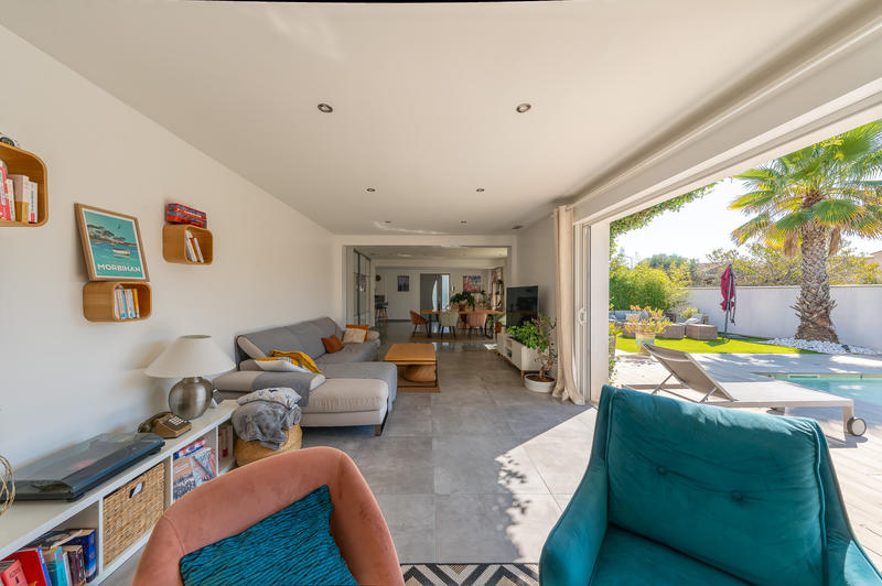 Villa - 186 m² - 6 pièces