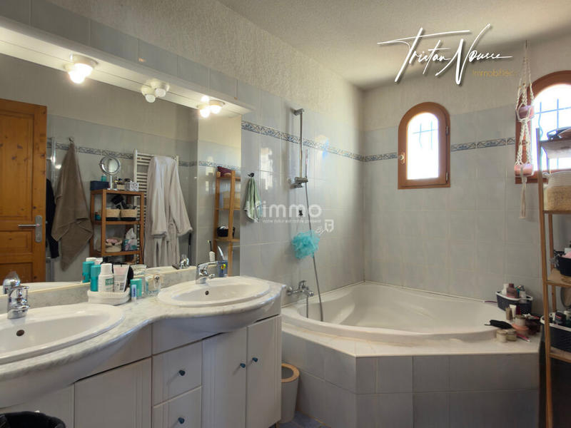 Villa - 113 m² - 5 pièces