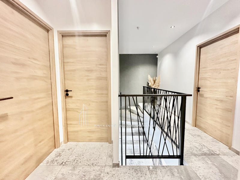 Villa - 165 m² - 6 pièces