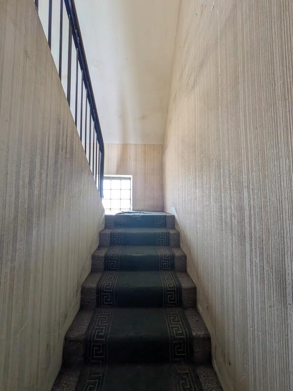 Maison - 250 m² - 7 pièces