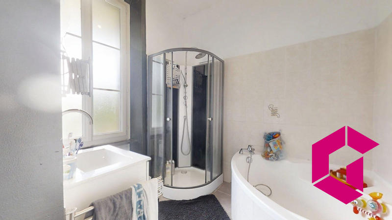 Maison - 135 m² - 7 pièces