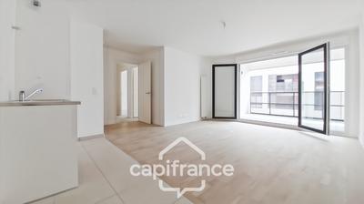 Appartement - 82 m² - 4 pièces
