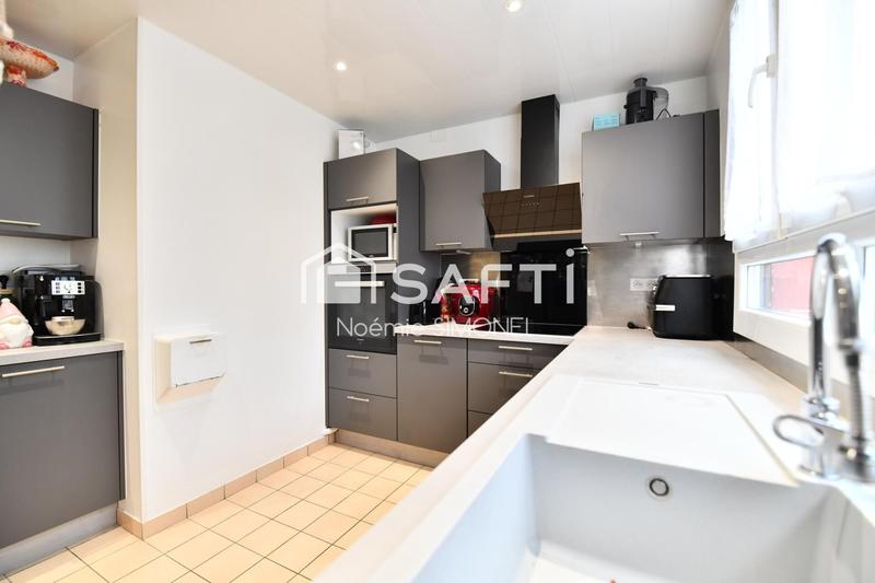 Appartement - 99 m² - 6 pièces