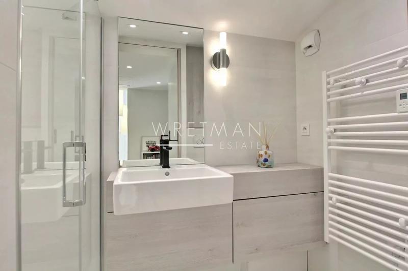 Appartement - 175 m² - 6 pièces