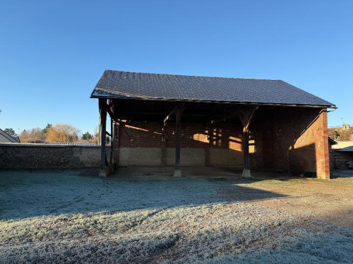 Grange - 120 m² - 1 pièce