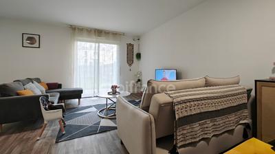 Maison - 104 m² - 6 pièces