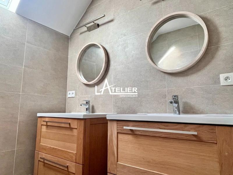 Maison en pierre - 175 m² - 6 pièces