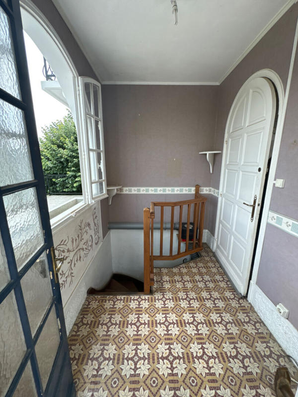 Maison - 200 m² - 7 pièces