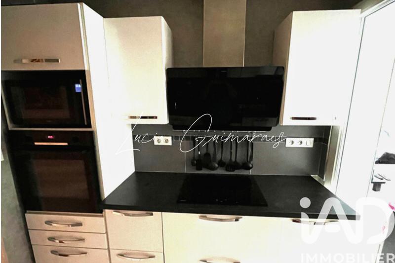 Maison - 99 m² - 6 pièces