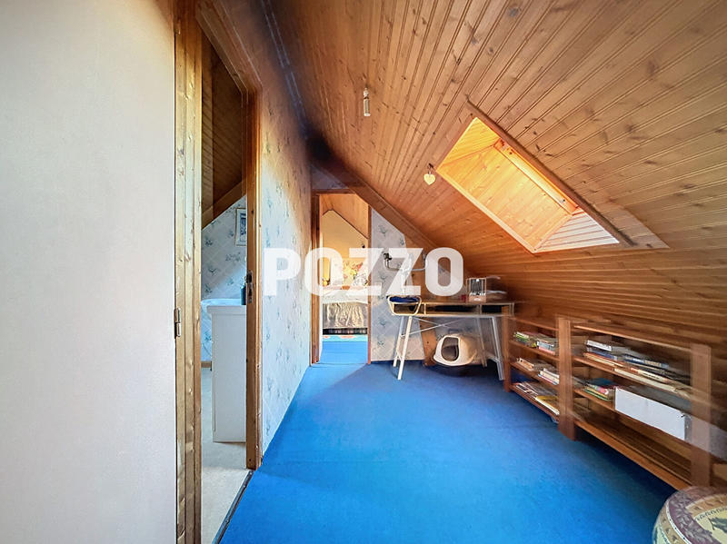 Maison - 93 m² - 5 pièces
