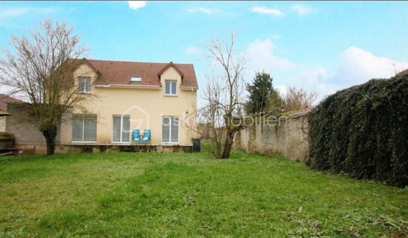 Maison - 165 m² - 7 pièces