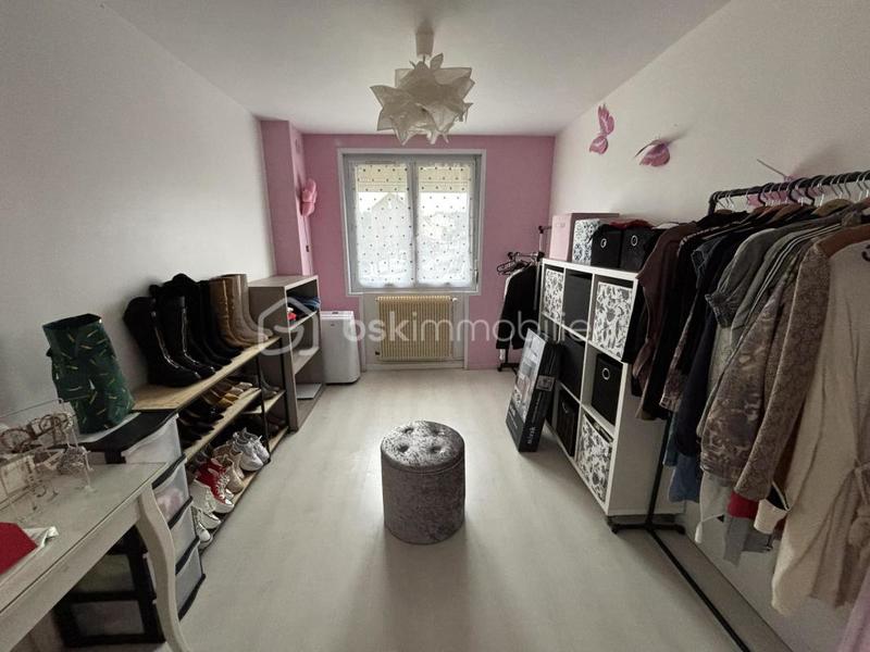 Demeure - 183 m² - 9 pièces