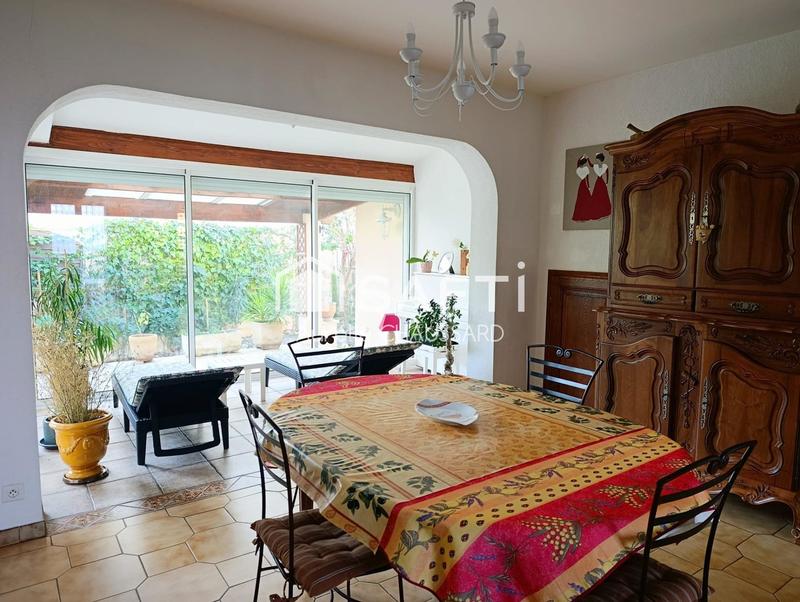 Maison - 188 m² - 7 pièces