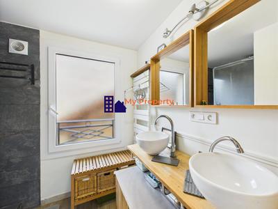 Maison - 74 m² - 4 pièces