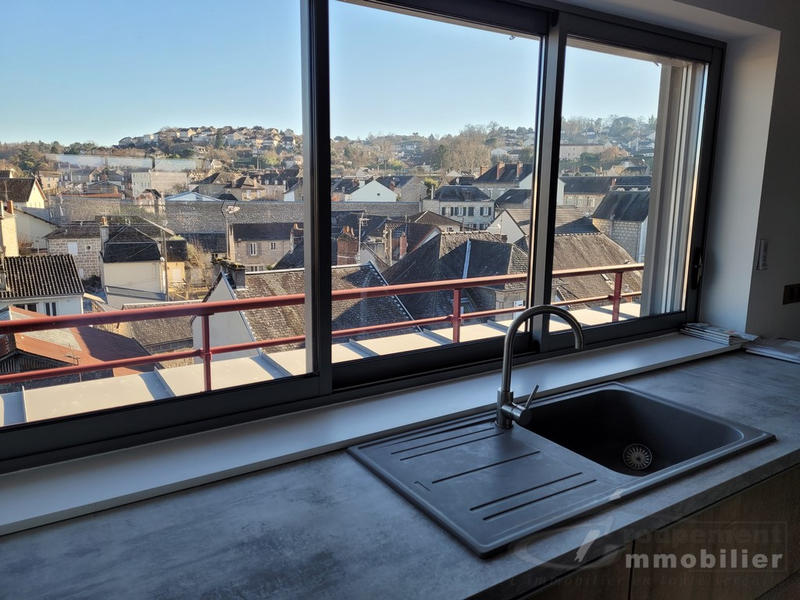 Appartement - 180 m² - 7 pièces