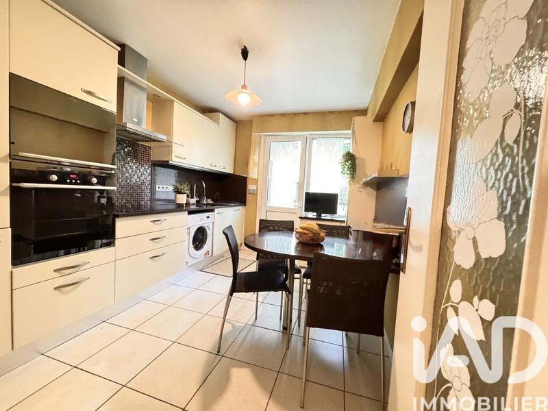 Appartement - 82 m² - 3 pièces