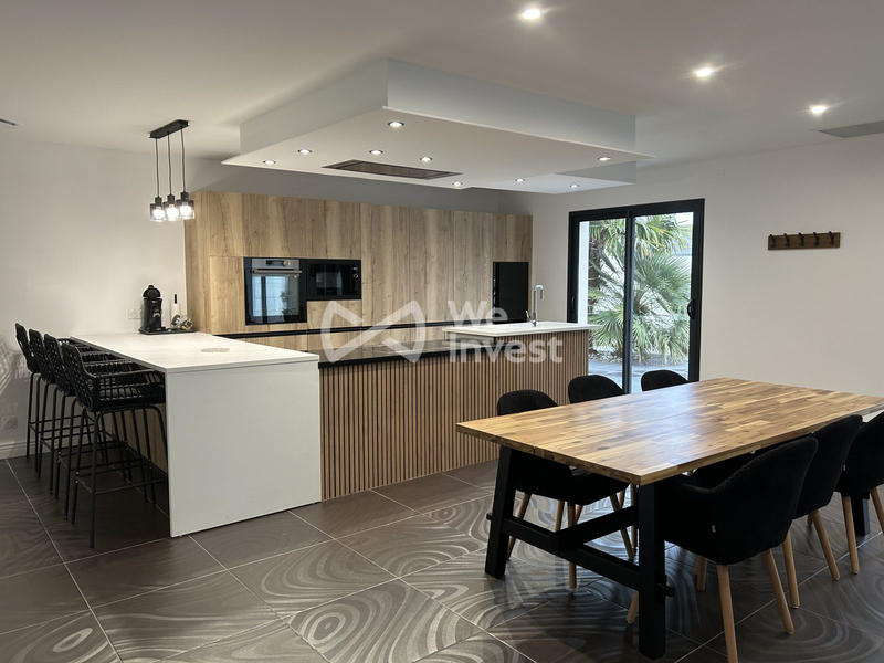 Maison - 144 m² - 6 pièces