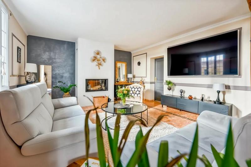 Maison en pierre - 131 m² - 6 pièces