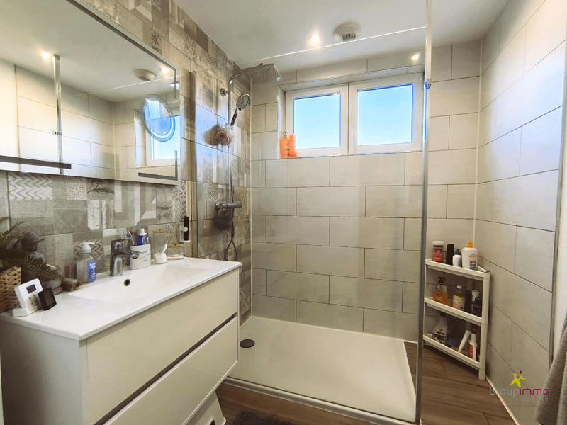 Appartement - 97 m² - 4 pièces