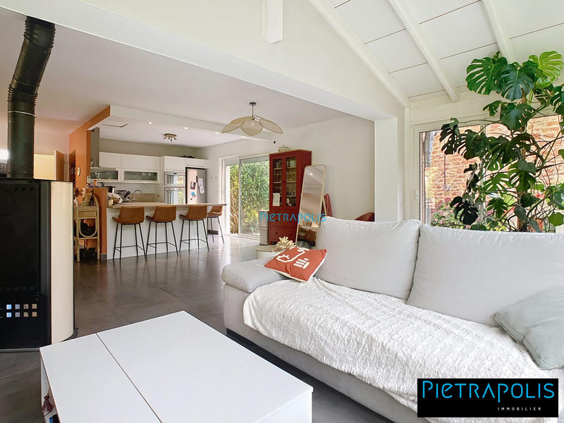 Maison - 140 m² - 5 pièces