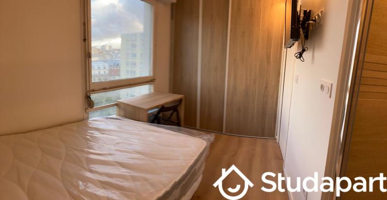 Chambre - 11 m² - 1 pièce