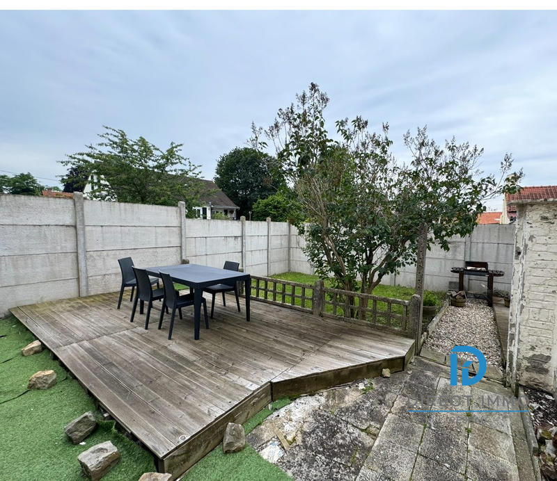 Maison - 127 m² - 6 pièces