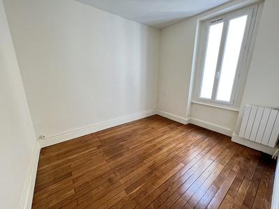 Appartement - 110 m² - 4 pièces
